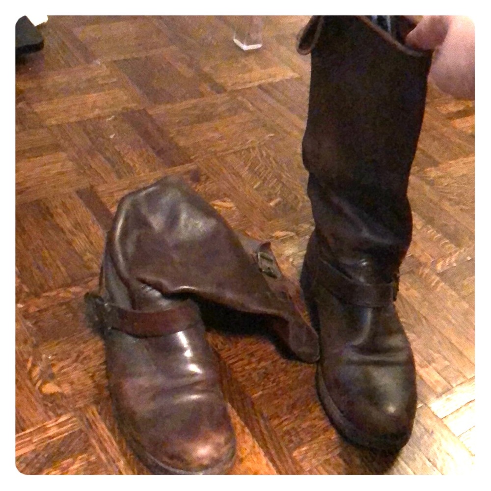 brown leather Frye Veronica boot